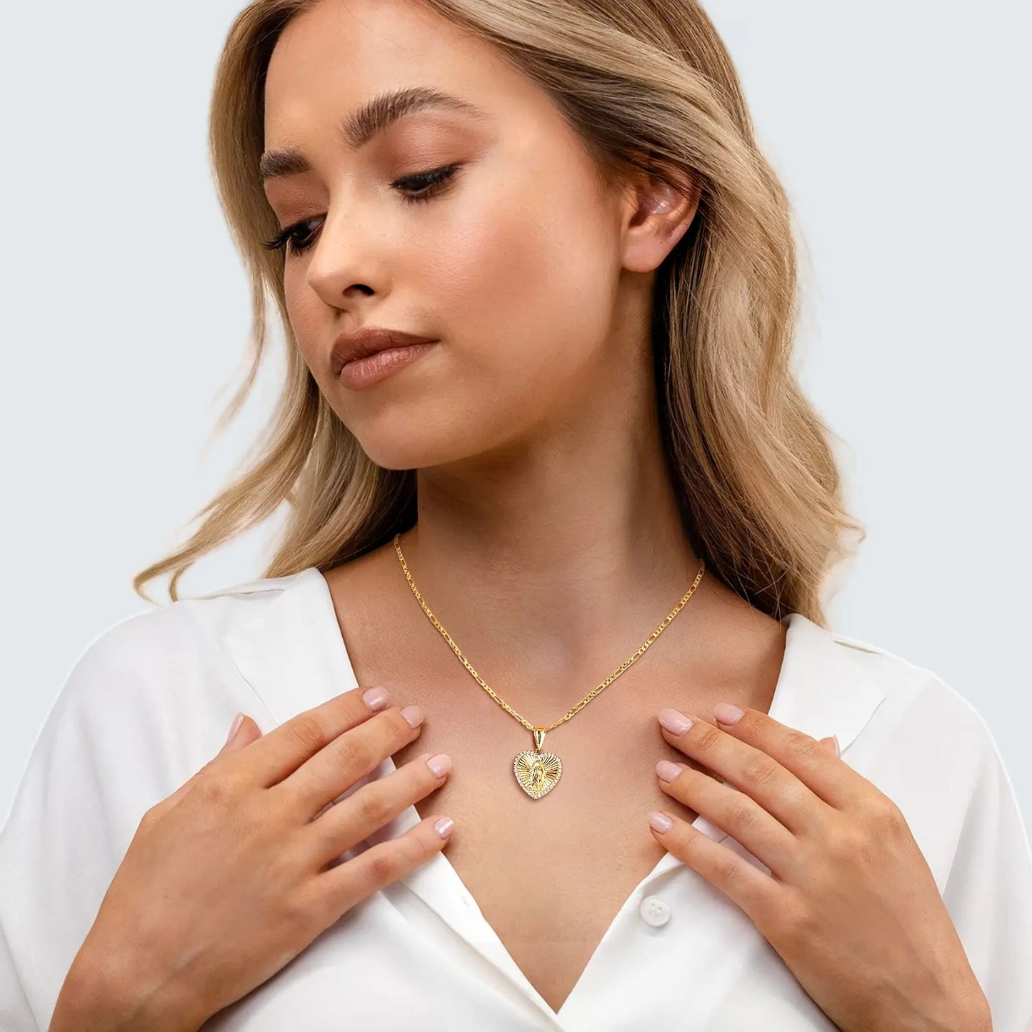 Collar de la Virgen · Acabado Dorado Premium