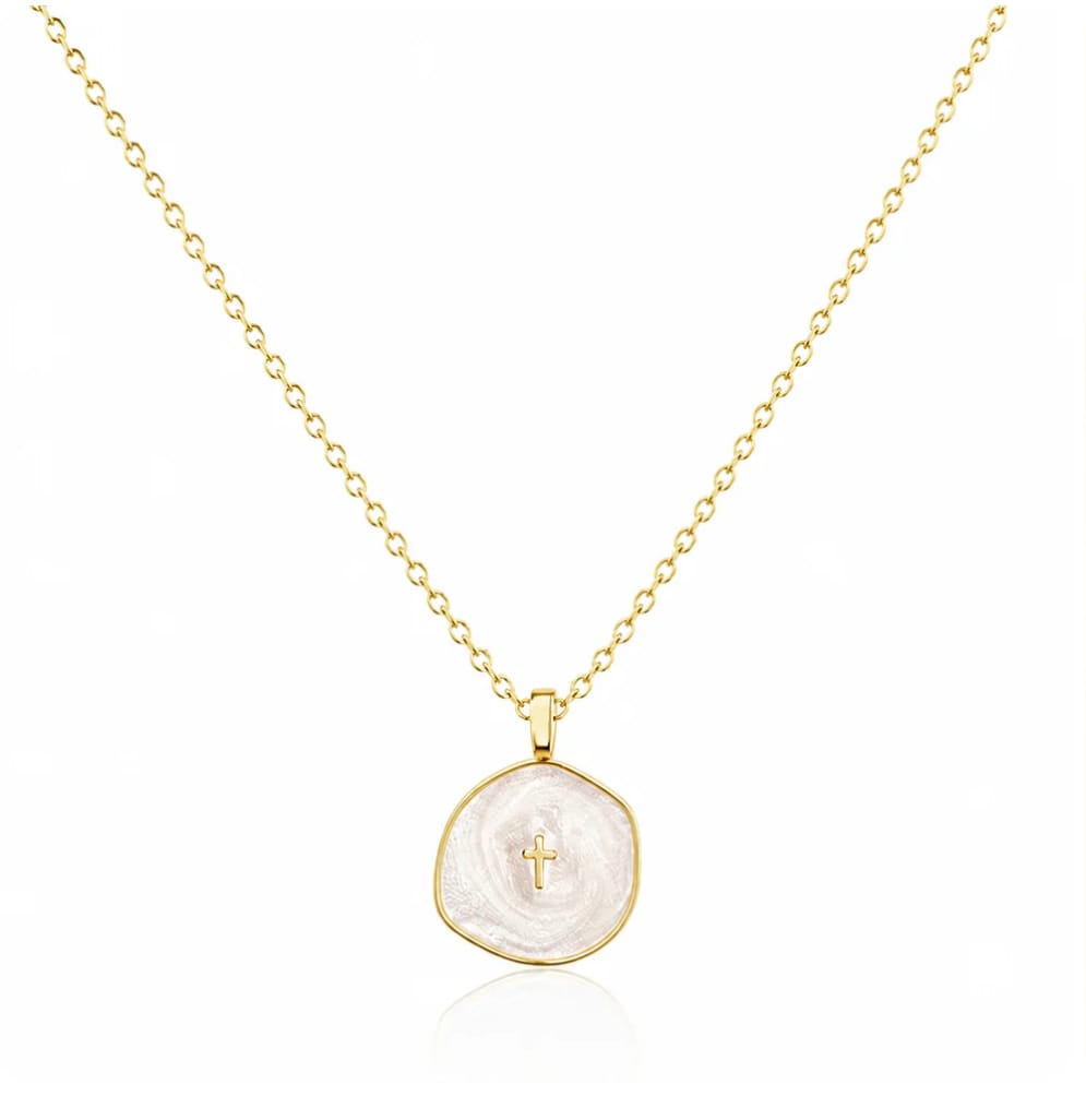 Collar Cruz Nácar · Acabado Dorado